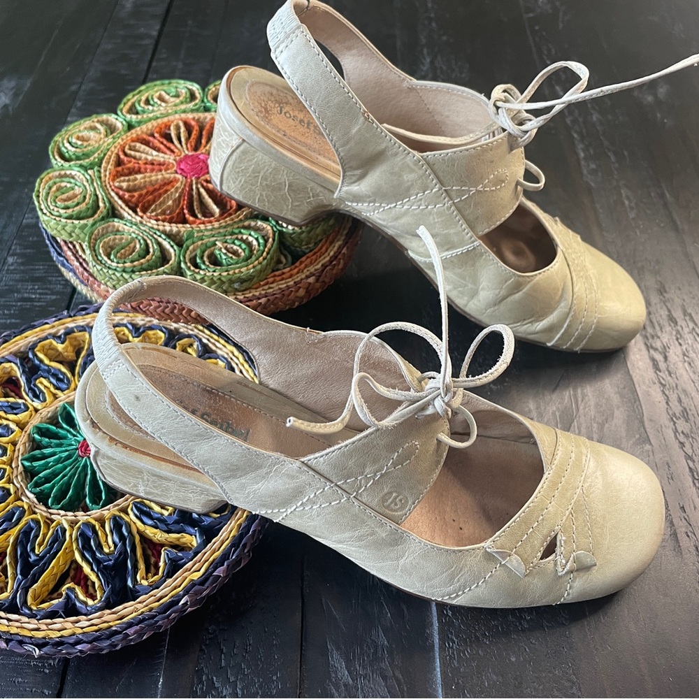 Josef Seibel Cream Slingback Heels